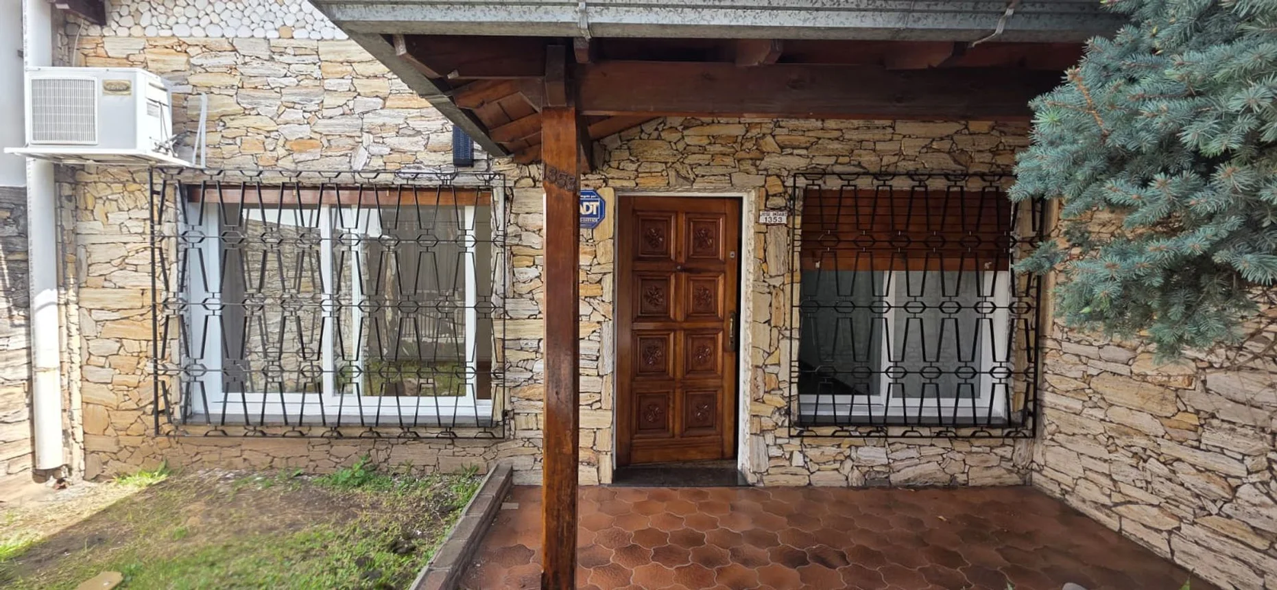 Casa de 3 ambientes en venta en San Justo, Comisionado José Indart 1300