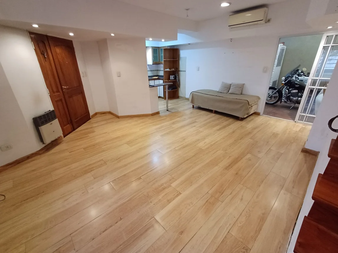 PH de 5 ambientes en venta en Ramos Mejía, Benito Pérez Galdós 1700