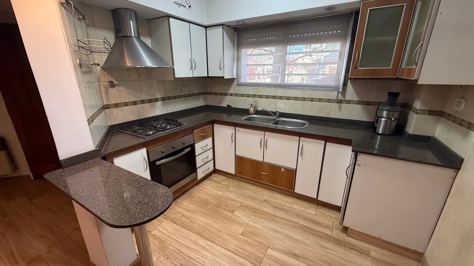 PH de 5 ambientes en venta en Ramos Mejía, Benito Pérez Galdós 1700, foto 3