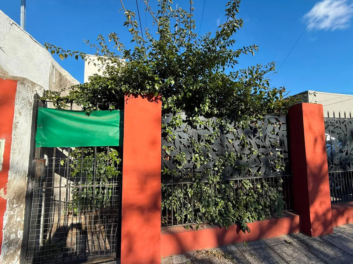 Casa de 3 ambientes en venta en Burzaco, Justo German Bermúdez 600, foto 3