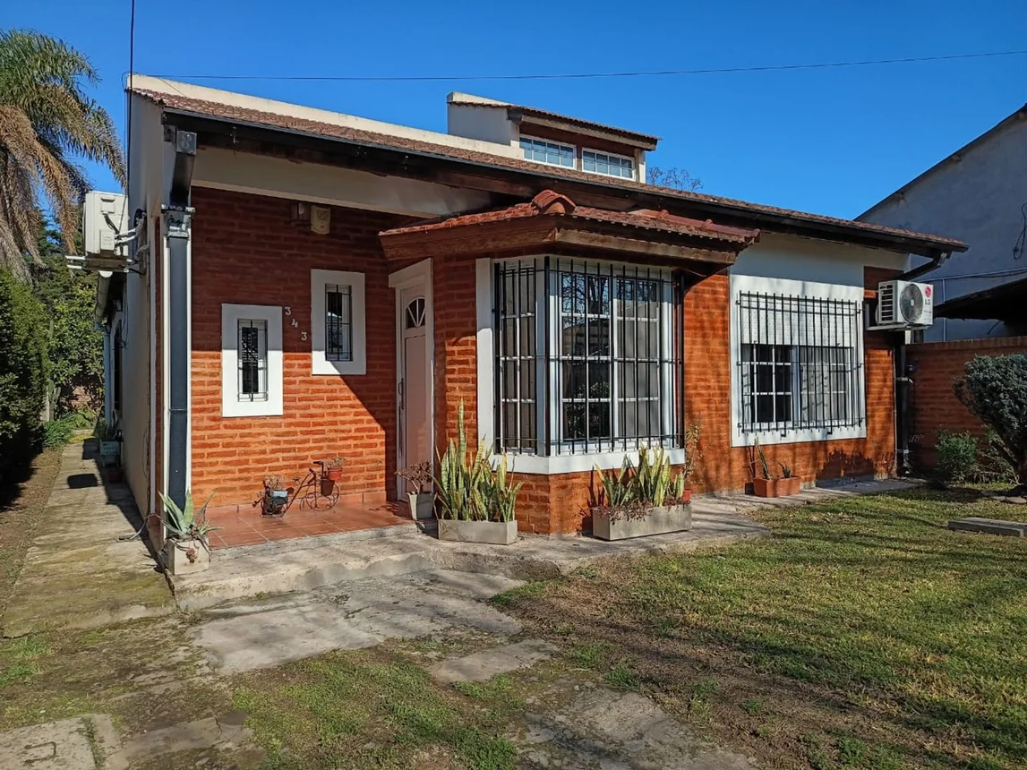 Casa en venta en Ezeiza, Antonio Fariña 300