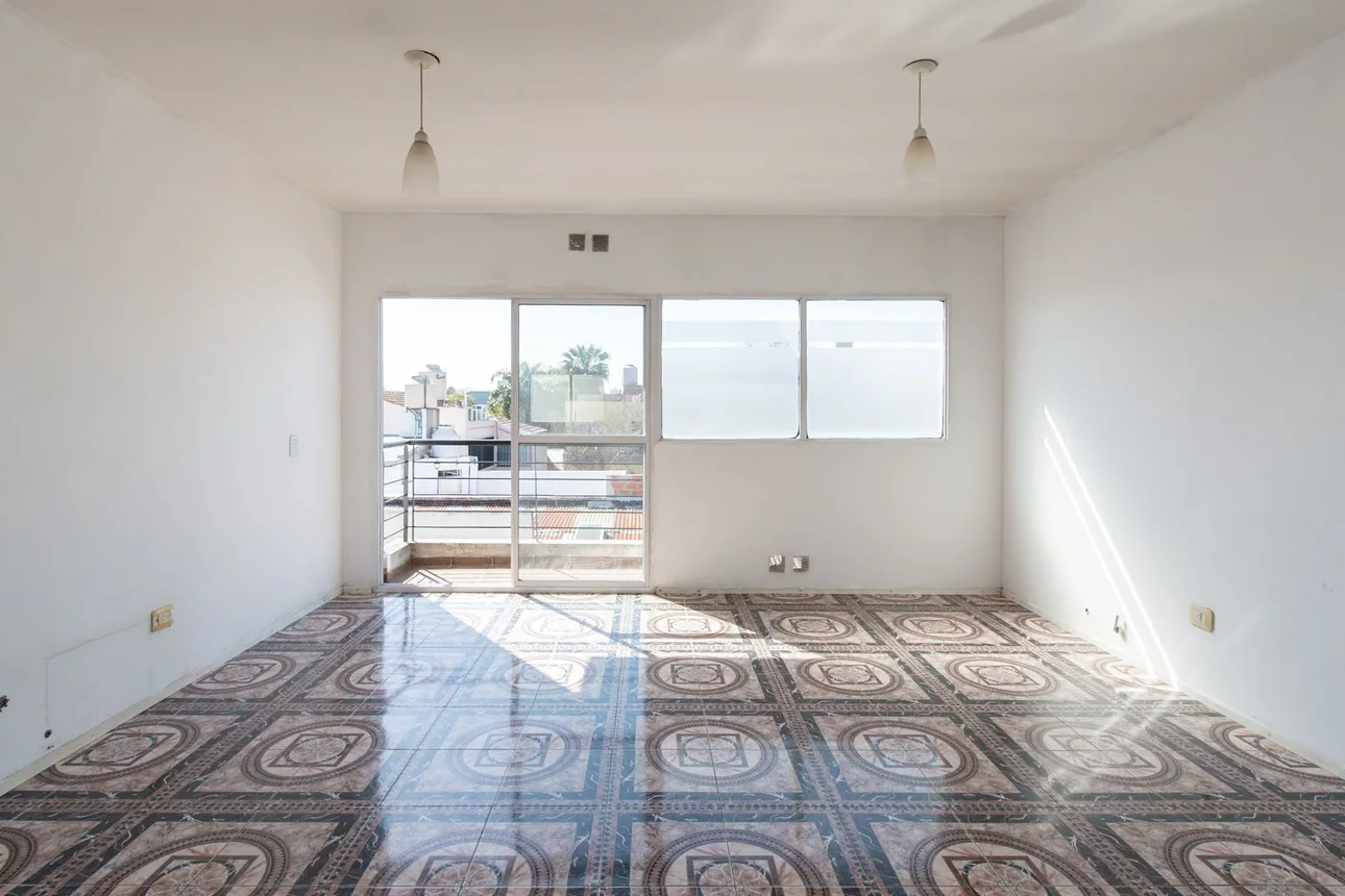 Departamento de 3 ambientes en venta en Villa Luzuriaga, Zapiola 100, foto 2