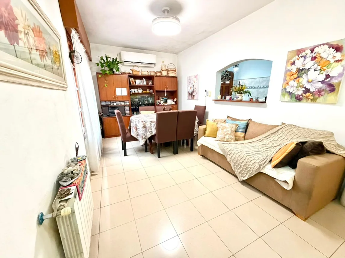 Casa en venta en Quilmes, foto 3