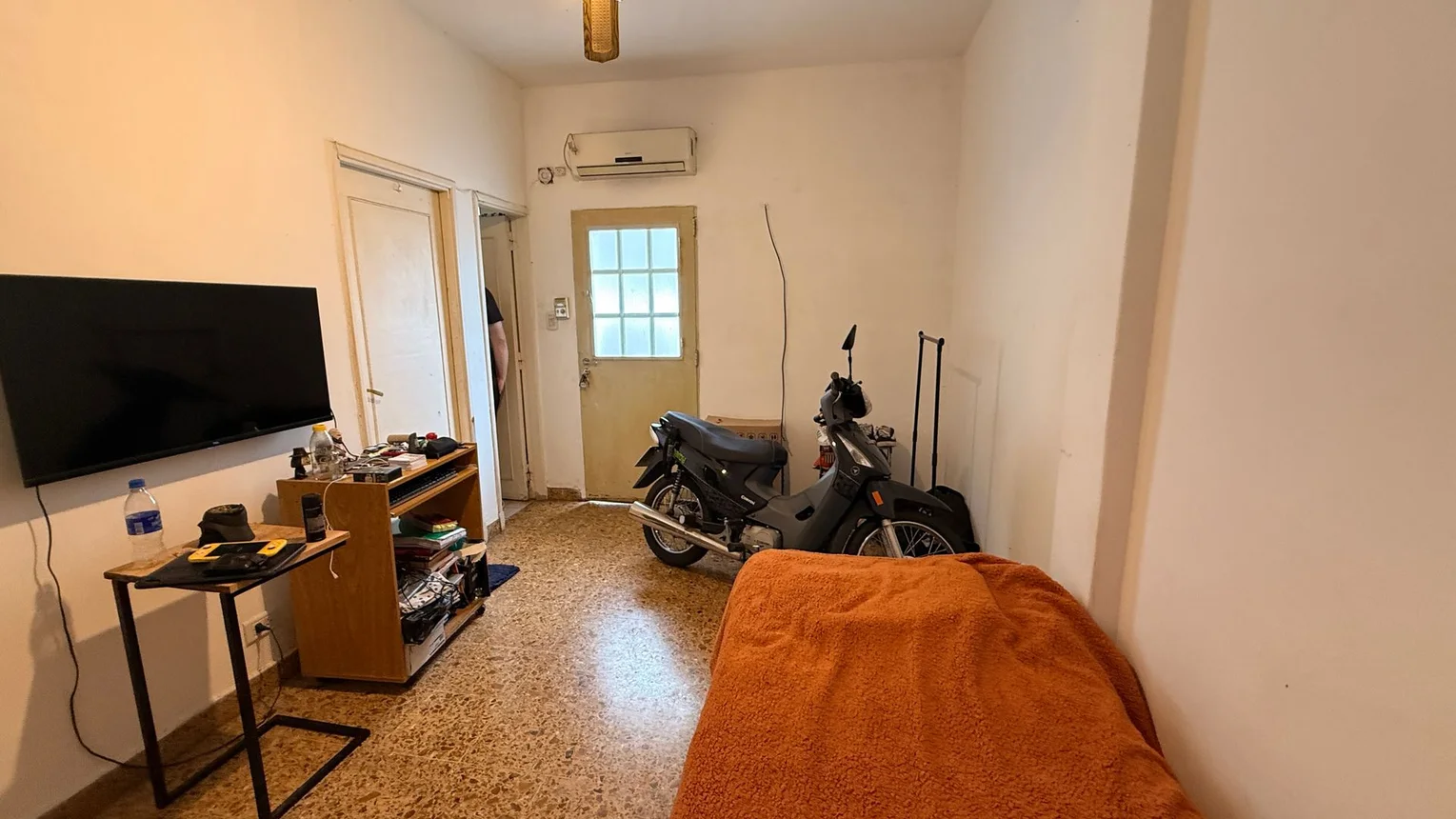 PH de 2 ambientes en venta en Villa Sarmiento, Avenida Rivadavia 14600, foto 2