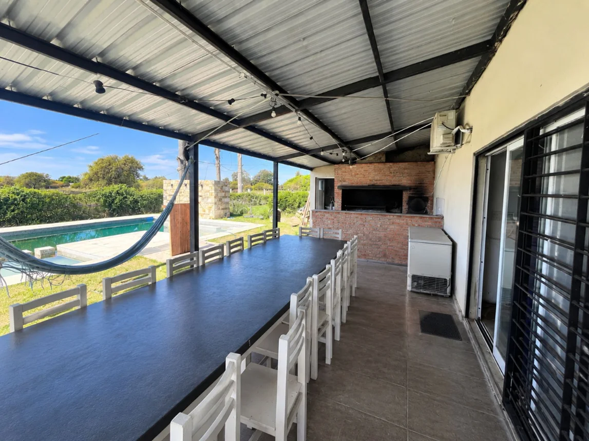 Casa de 5 ambientes en venta en Santa Fe, Calle 0, foto 3