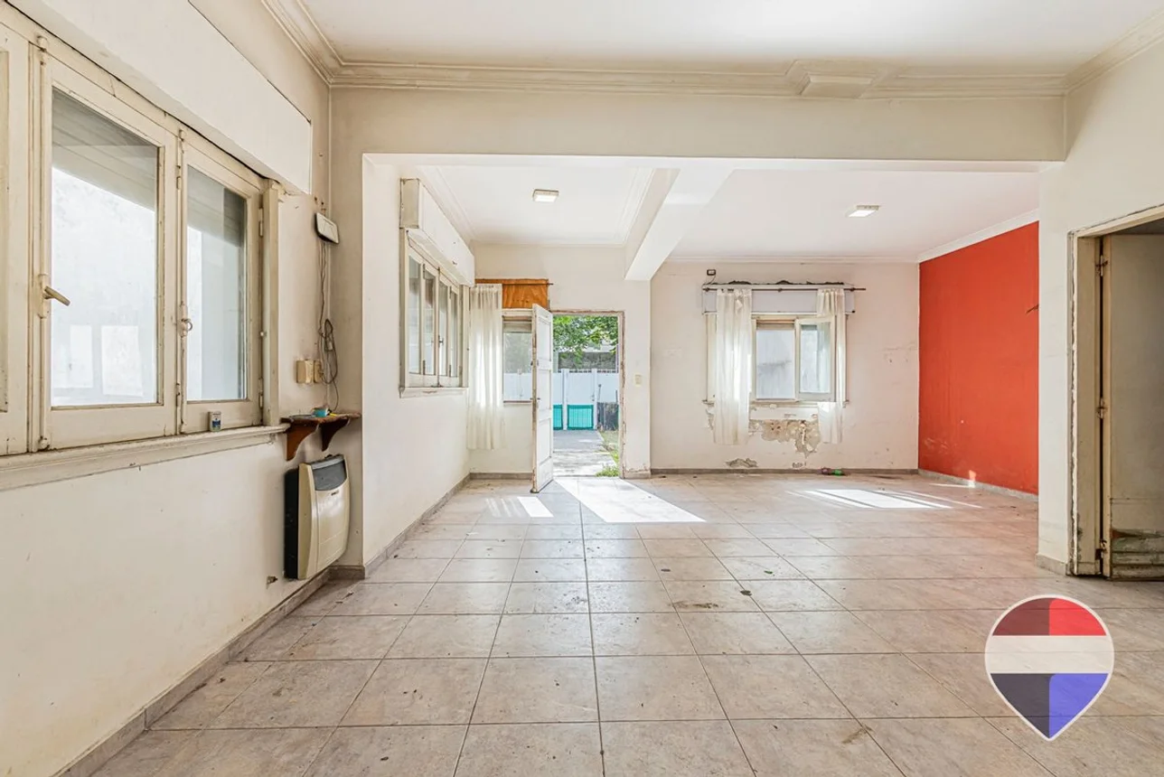 Casa en venta en La Plata, foto 2