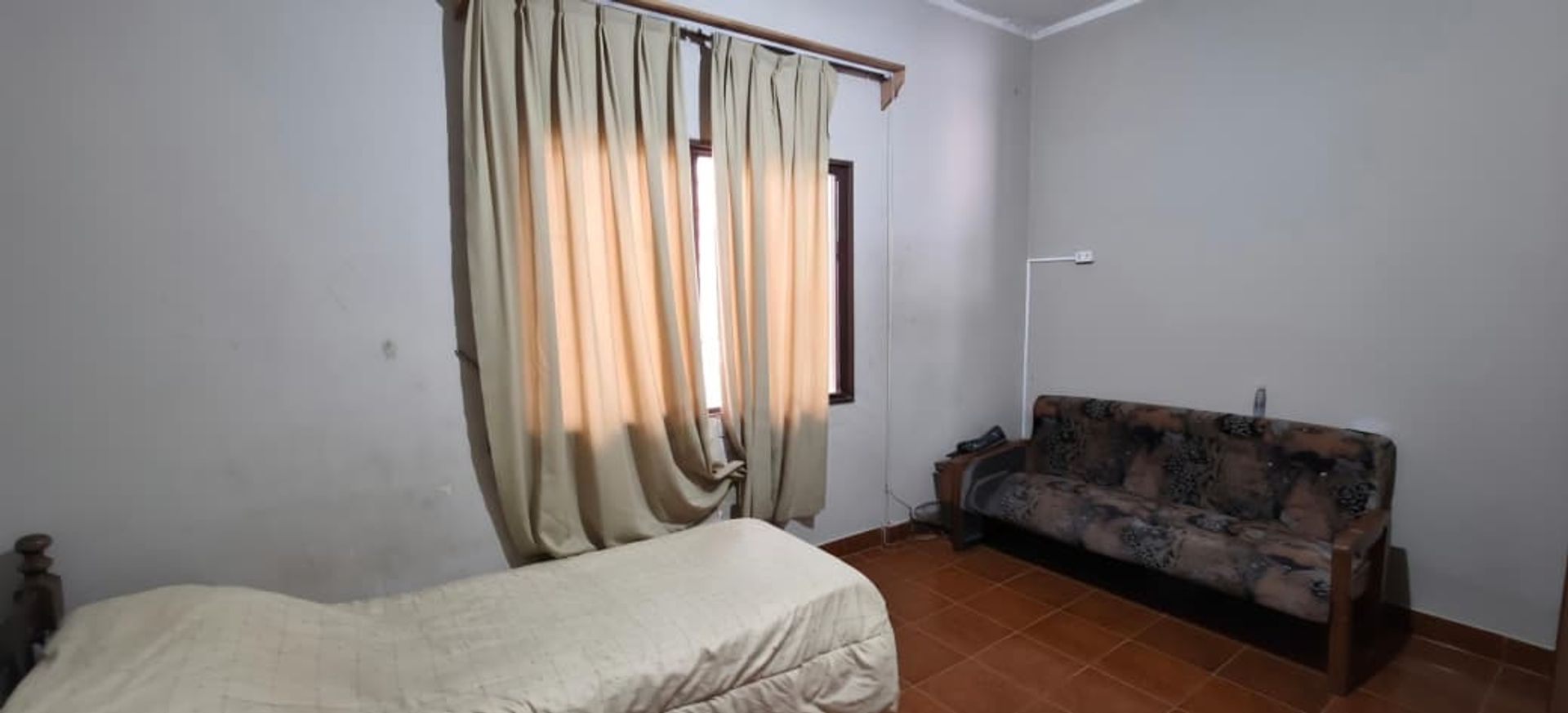 CASA VENTA CIUDAD DEL MILAGRO ZONA NORTE 4 DORM - foto 8