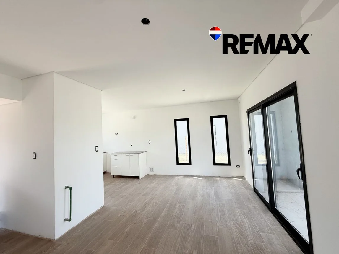 Casa en venta 3 dormitorios - manuel b gonnet, foto 2