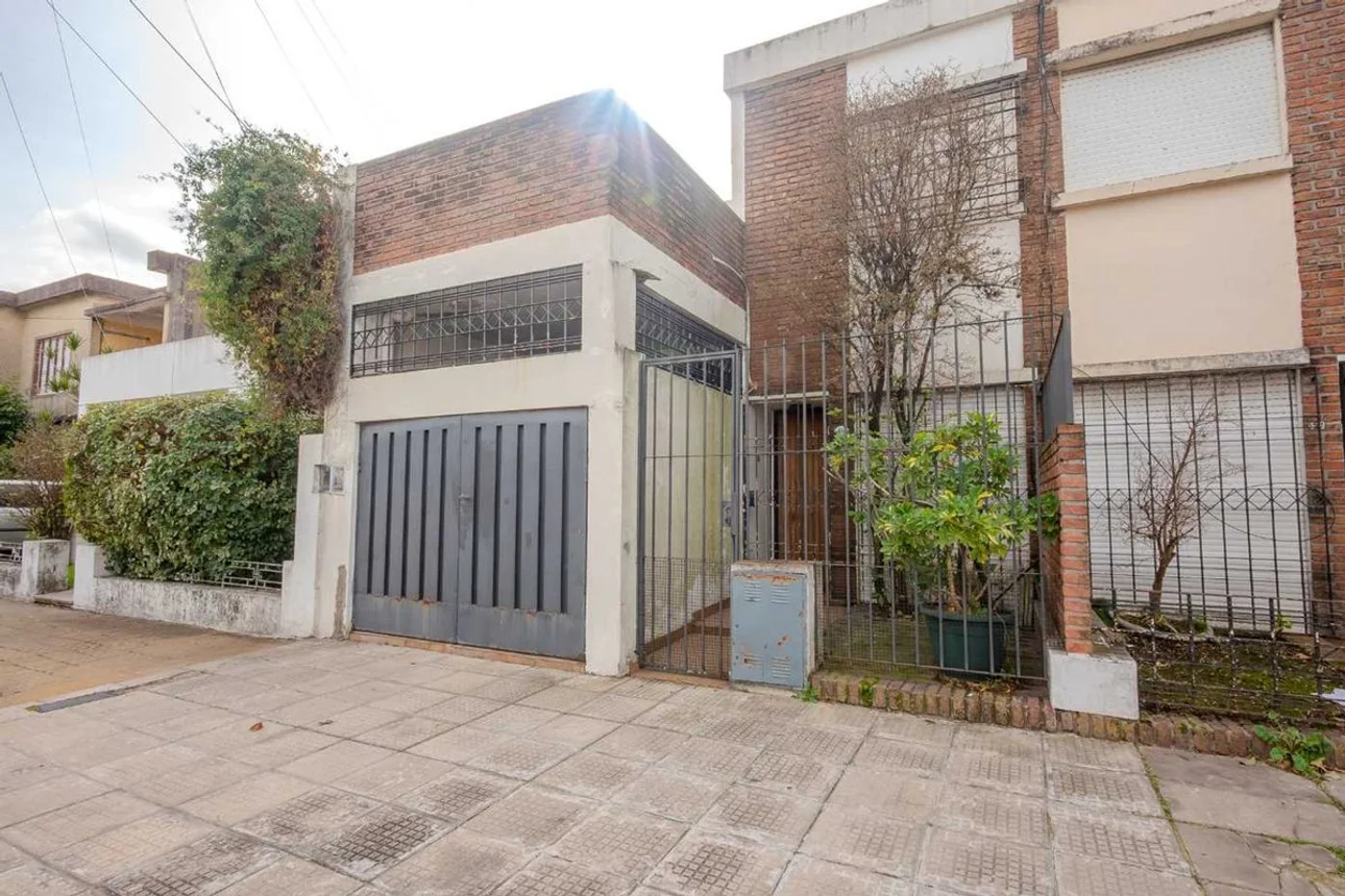 PH en venta en Morón