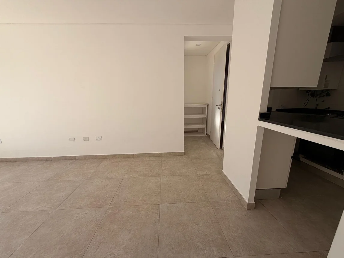 Departamento de 2 ambientes en alquiler en Mendoza, Avenida Champagnat 2000, foto 3
