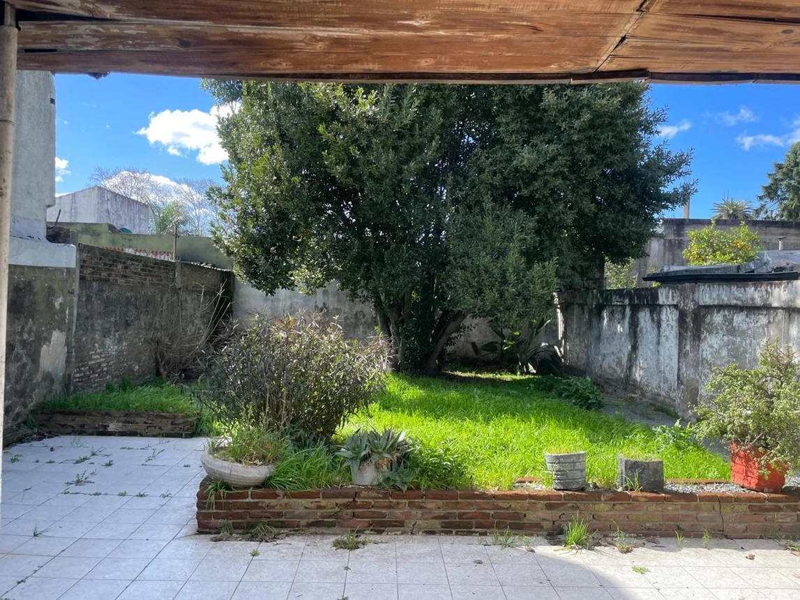 Casa en venta en Adrogué, foto 5