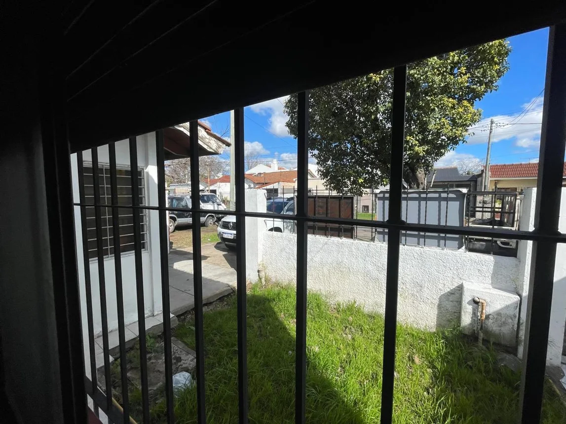 Casa en venta en Adrogué, foto 2
