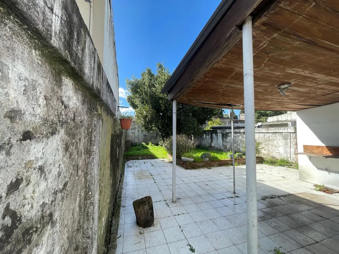 Casa en venta en Adrogué, foto 4