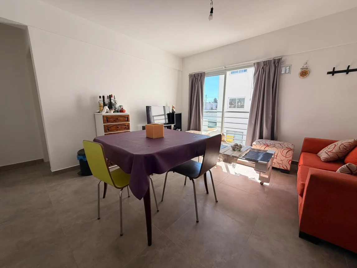 Departamento de 2 ambientes en venta en Villa Luzuriaga, Ombú 0, foto 2