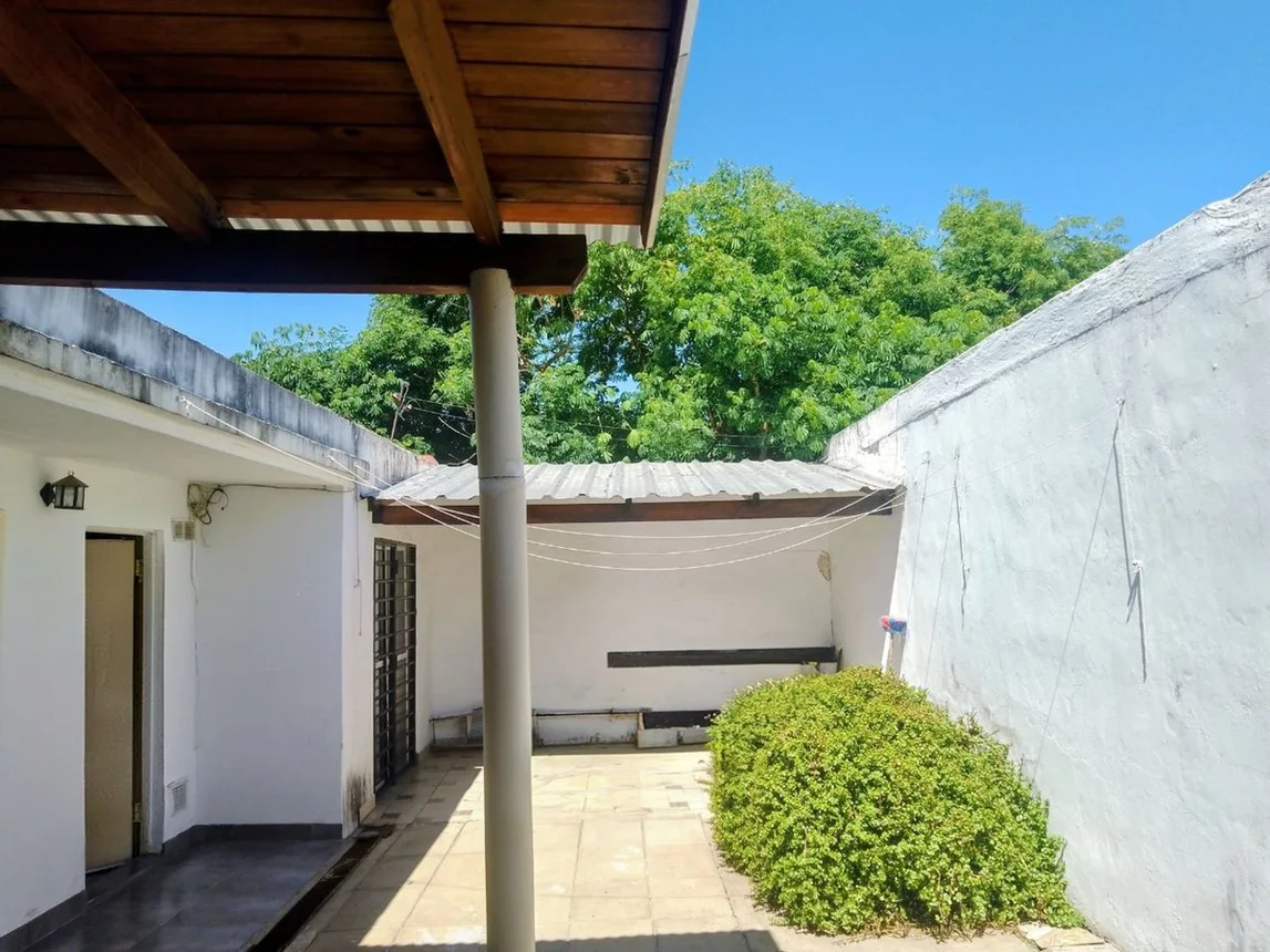 PH en venta en Isidro Casanova, Canadá 4600