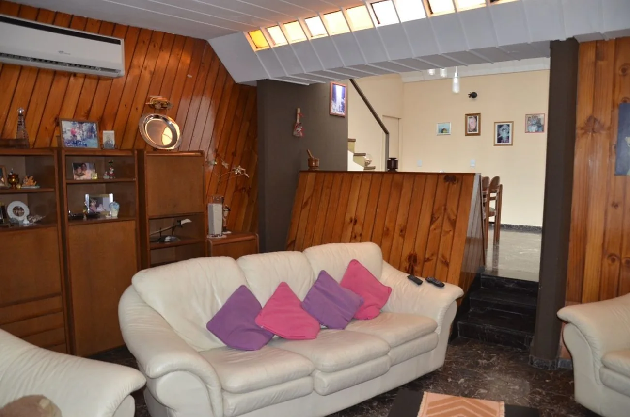 Casa de 5 ambientes en venta en Lanús Este, General Bernardo O'higgins 1400, foto 2