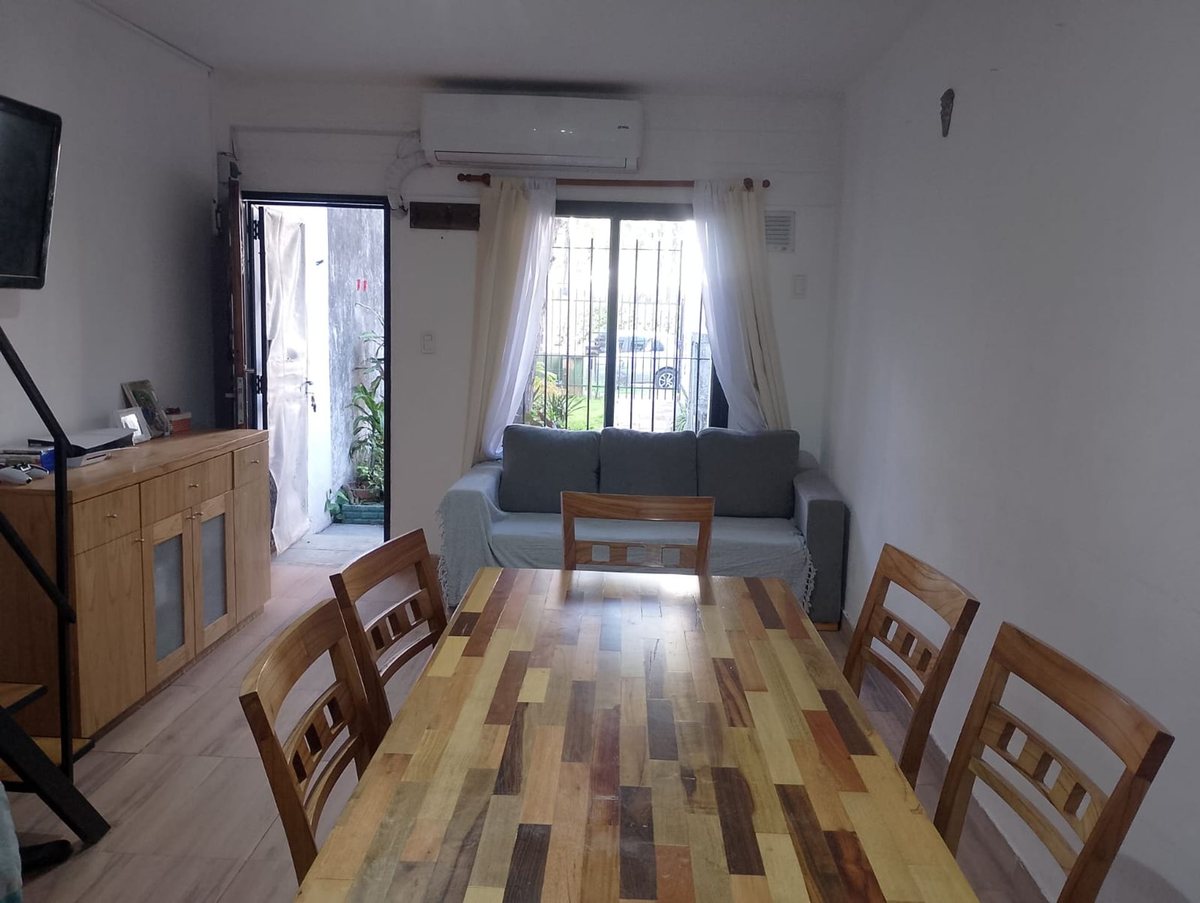Foto 5 — VENTA PH CON PATIO, VILLA LUZURIAGA