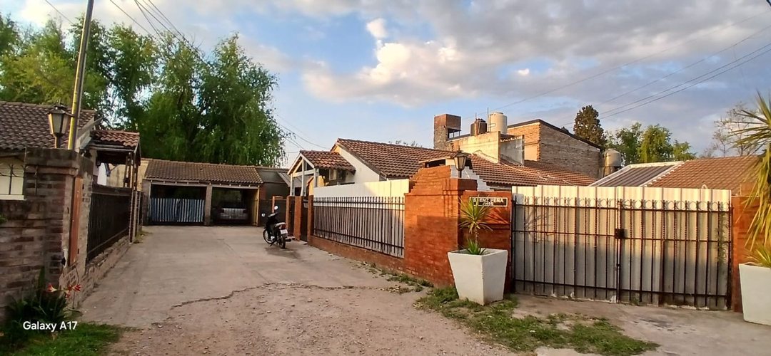 VENTA DE CASA DE DOS DORMITORIOS FUNES NORTE