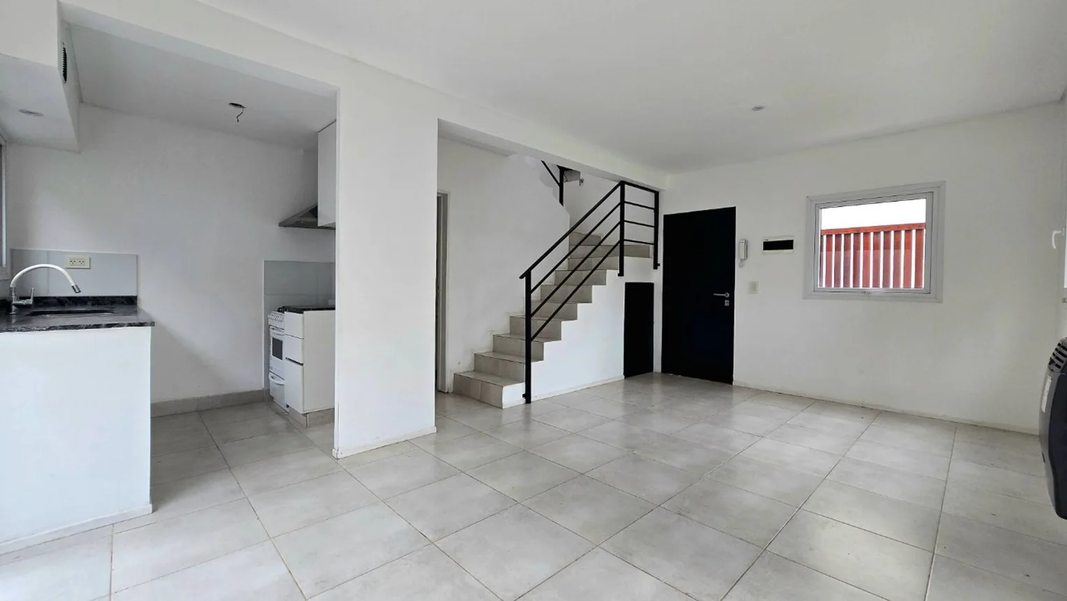 Casa dúplex de 3 ambientes en venta en Boulogne, Olazábal 400, foto 4