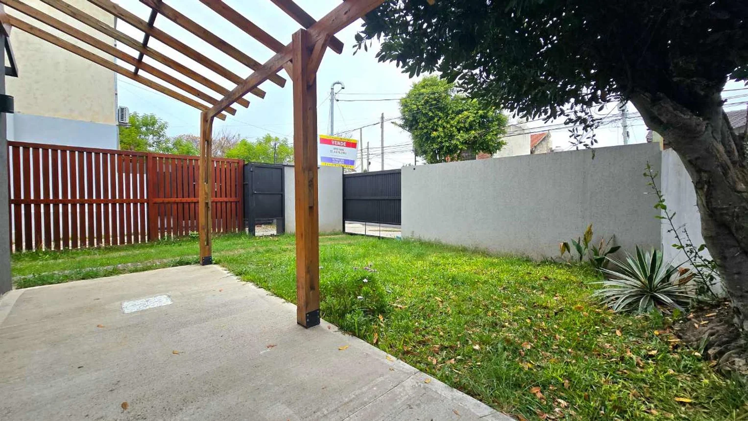 Casa dúplex de 3 ambientes en venta en Boulogne, Olazábal 400, foto 2