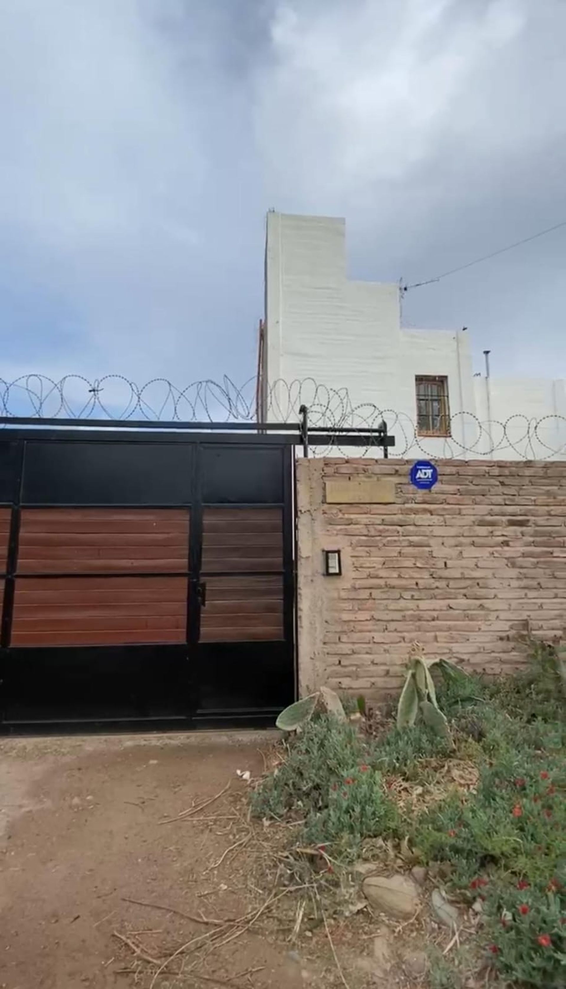 Casa en Calle J.m. Gil 6900