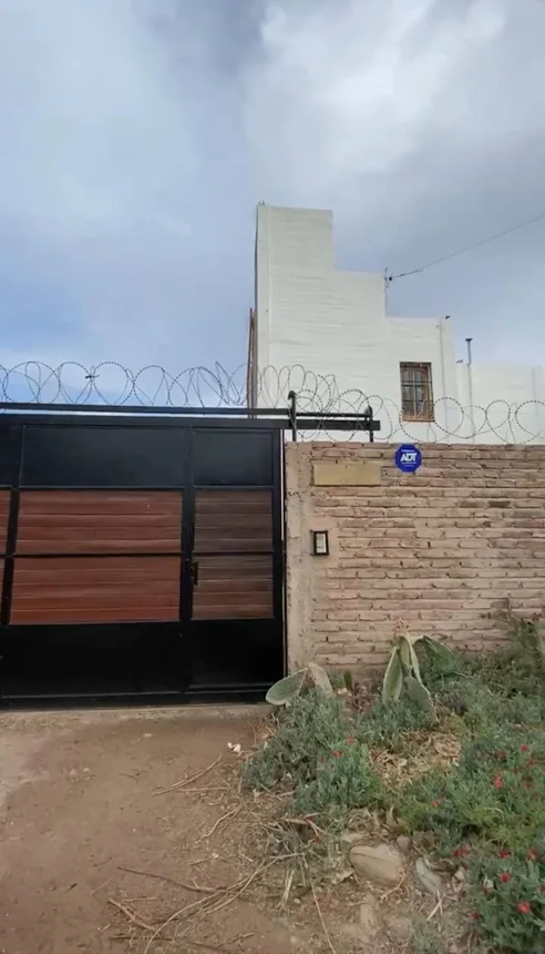 Casa de 5 ambientes en alquiler en Guaymallén, Calle J.m. Gil 6900