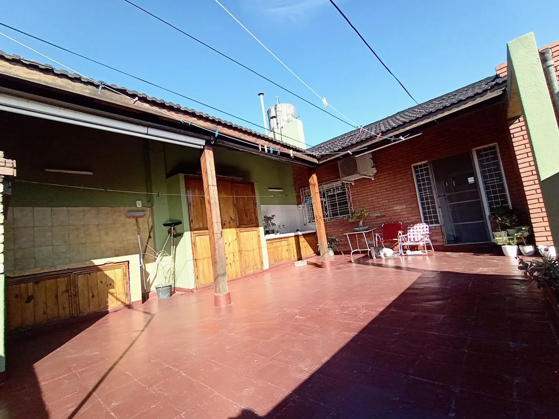PH de 3 ambientes en venta en Wilde, Caxaraville 6800, foto 5