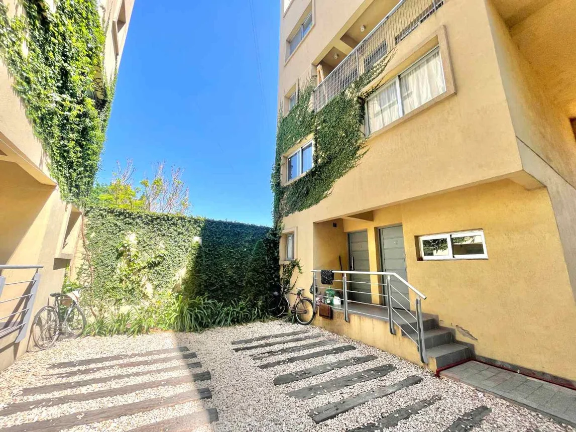 Dúplex en venta en Moreno, Maipu 600
