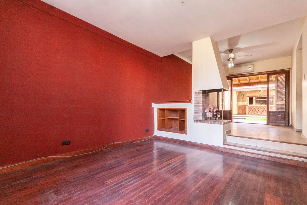 Casa en venta en Burzaco, foto 3