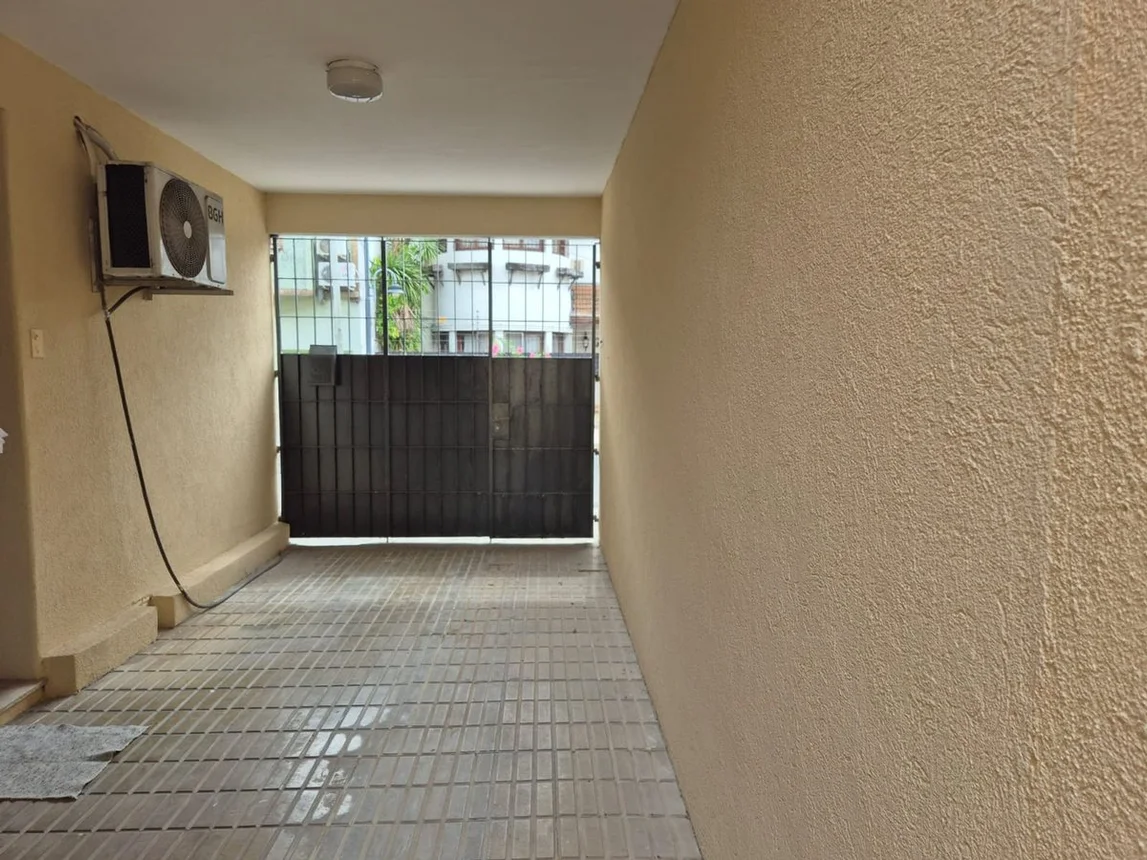 Casa en venta en Olivos, foto 3