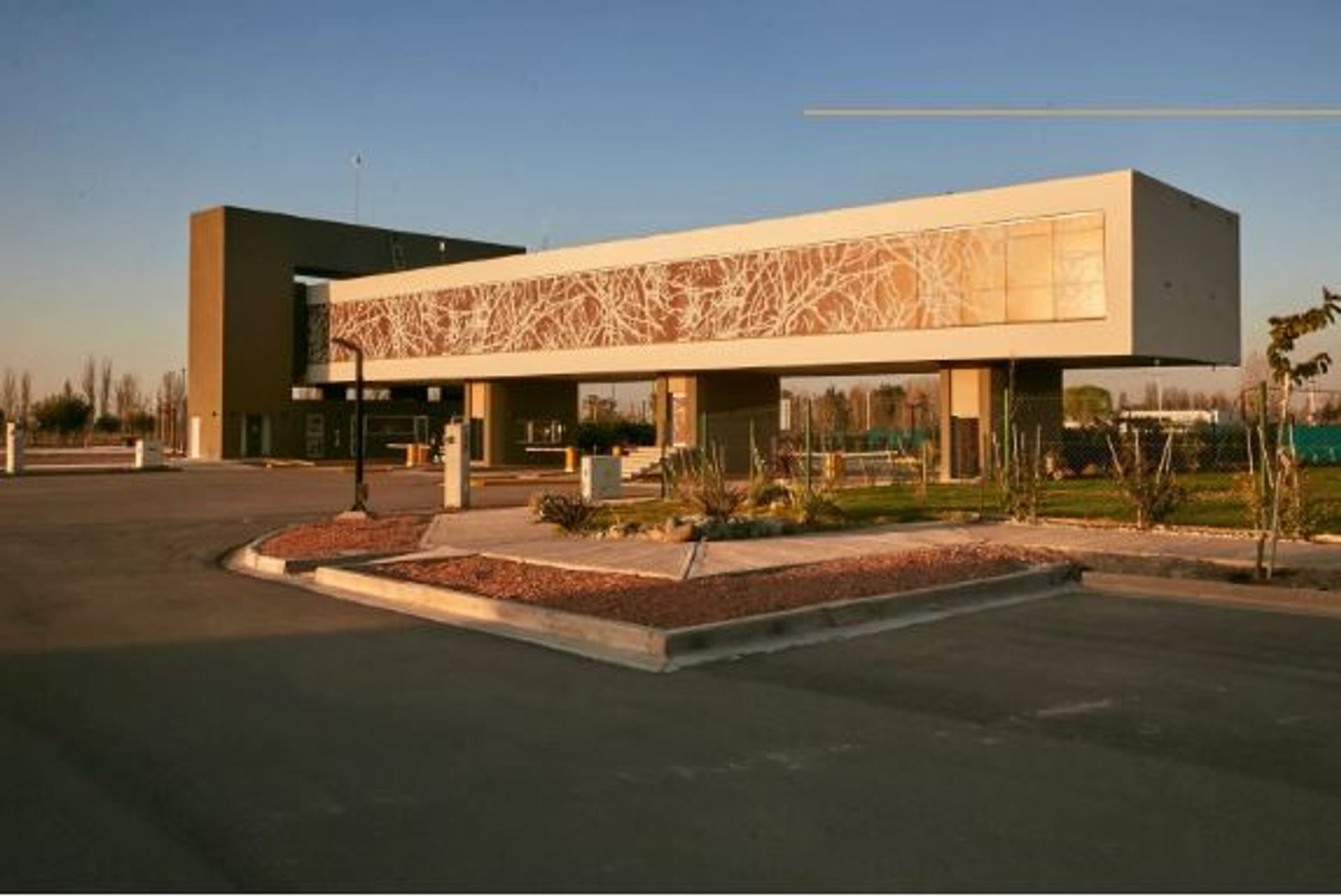 Casa en Lateral Oeste Acceso Sur 0