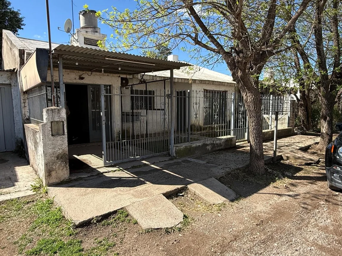 Venta casa 3 dorm b° arenales, foto 1