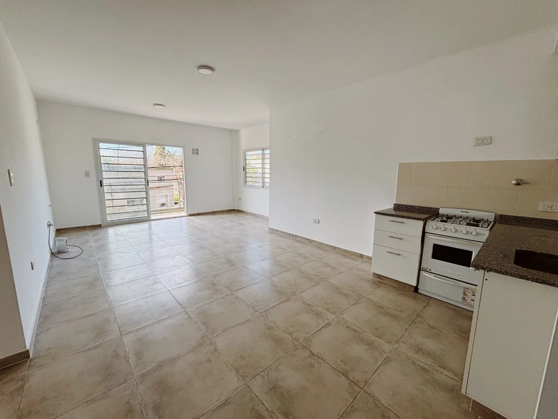 Departamento de 2 ambientes en alquiler en Tigre, Zuviría 900