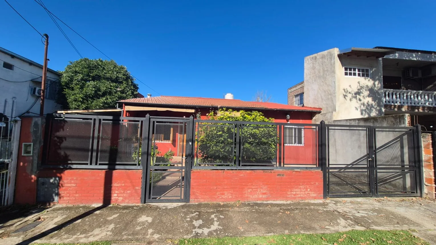 Casa de 3 ambientes en venta en El Talar, 25 de Mayo 1900, foto 2