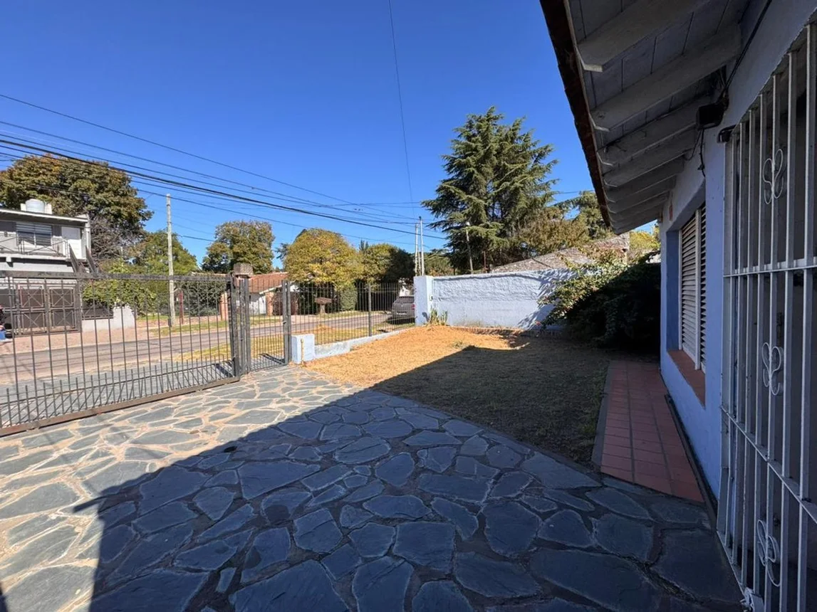Casa de 4 ambientes en venta en Burzaco, 25 de Mayo 100, foto 4