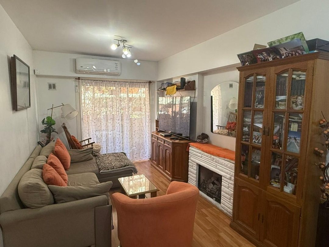 Venta Nuñez 4 amb. con cochera