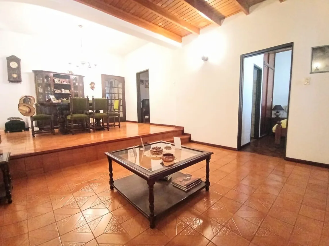 Casa de 4 ambientes en venta en Wilde, Lobos 900, foto 5
