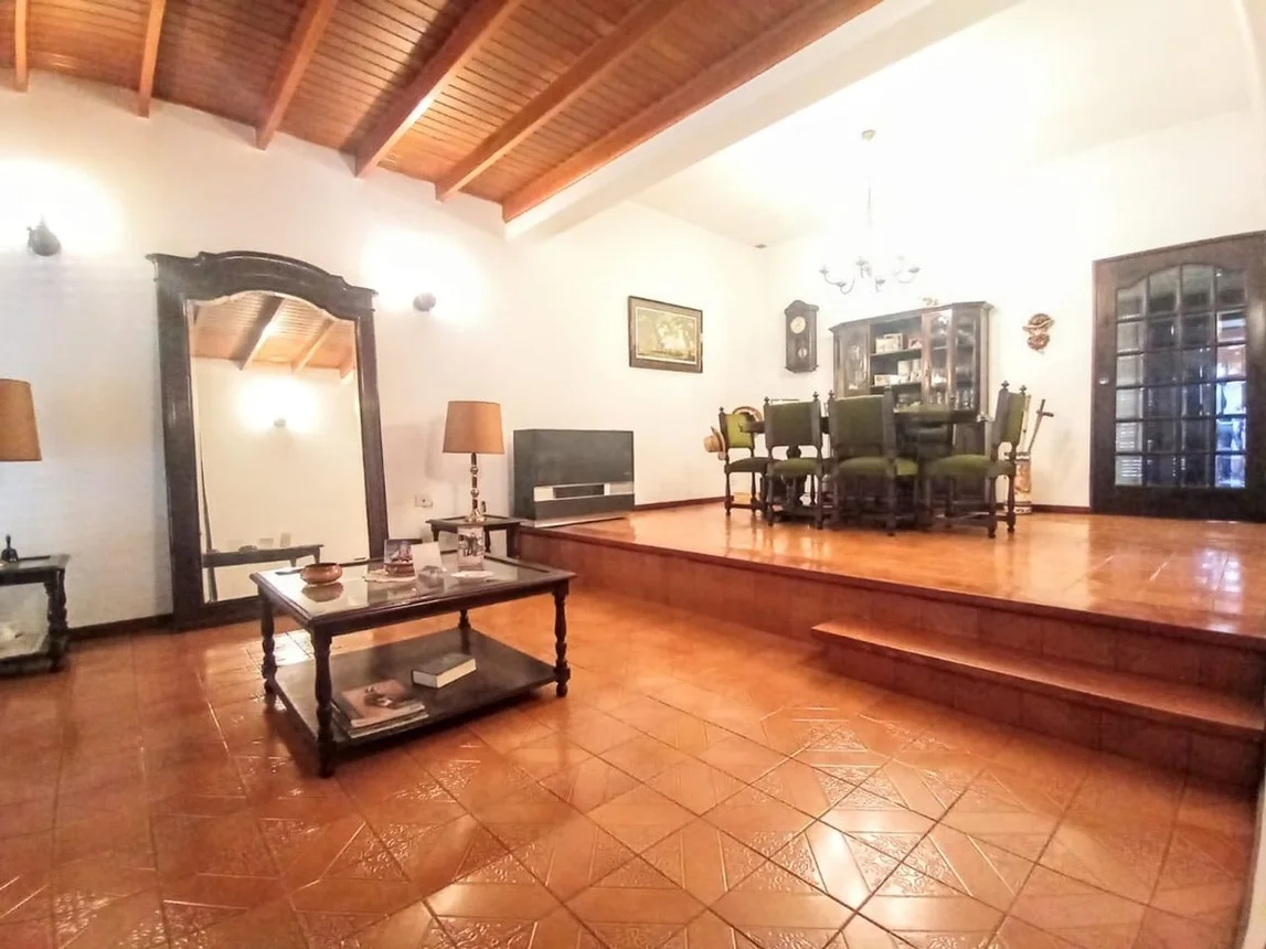 Casa de 4 ambientes en venta en Wilde, Lobos 900, foto 4