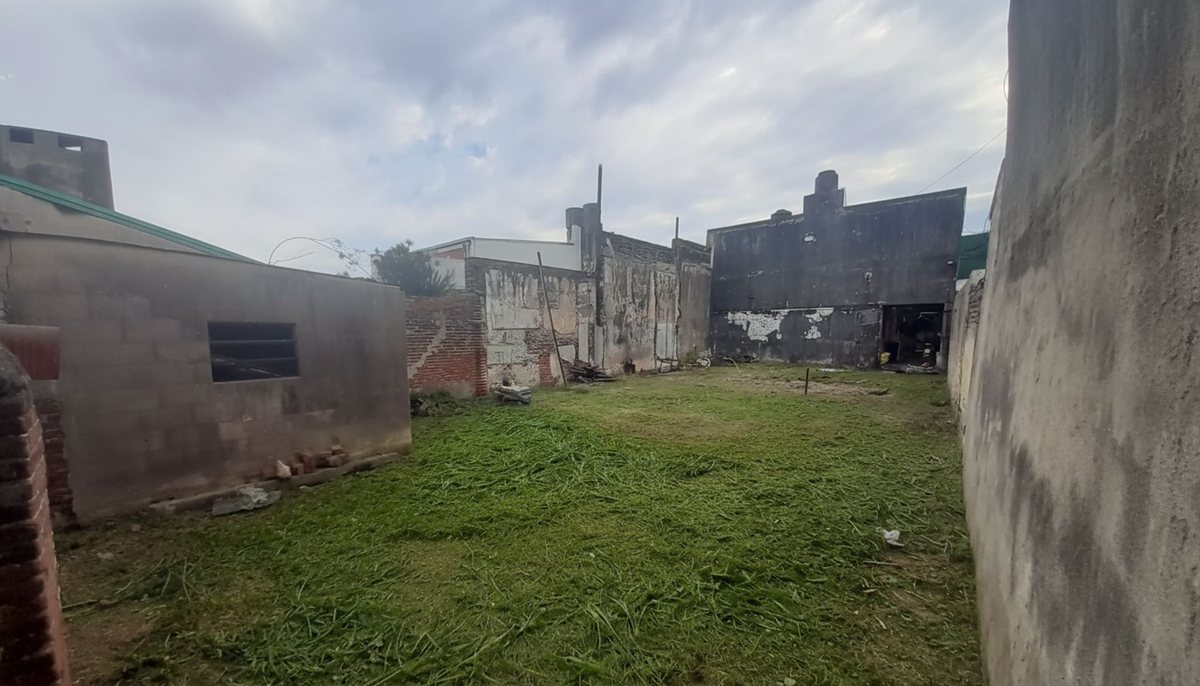 Foto 10 — TERRENO INTERNO Y COCHERA EN BARRIO ROMA