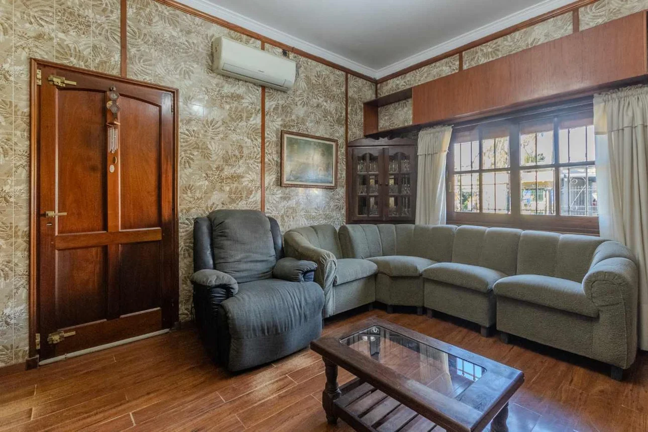 Casa de 5 ambientes en venta en Rafael Calzada, Presidente Juan Domingo Perón 3300, foto 3