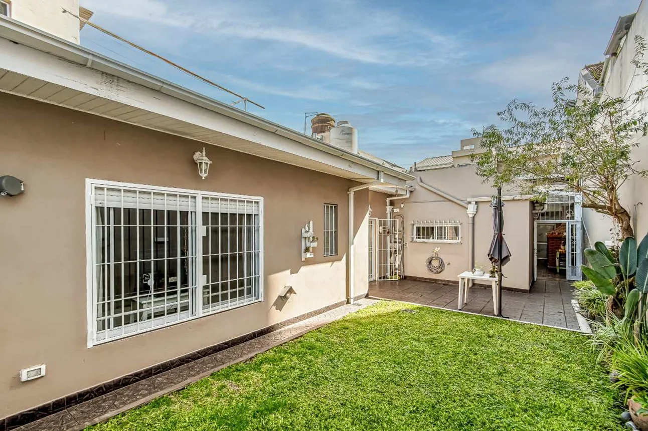 Casa de 5 ambientes en venta en Santos Lugares, Doctor Ceraso 1300, foto 2