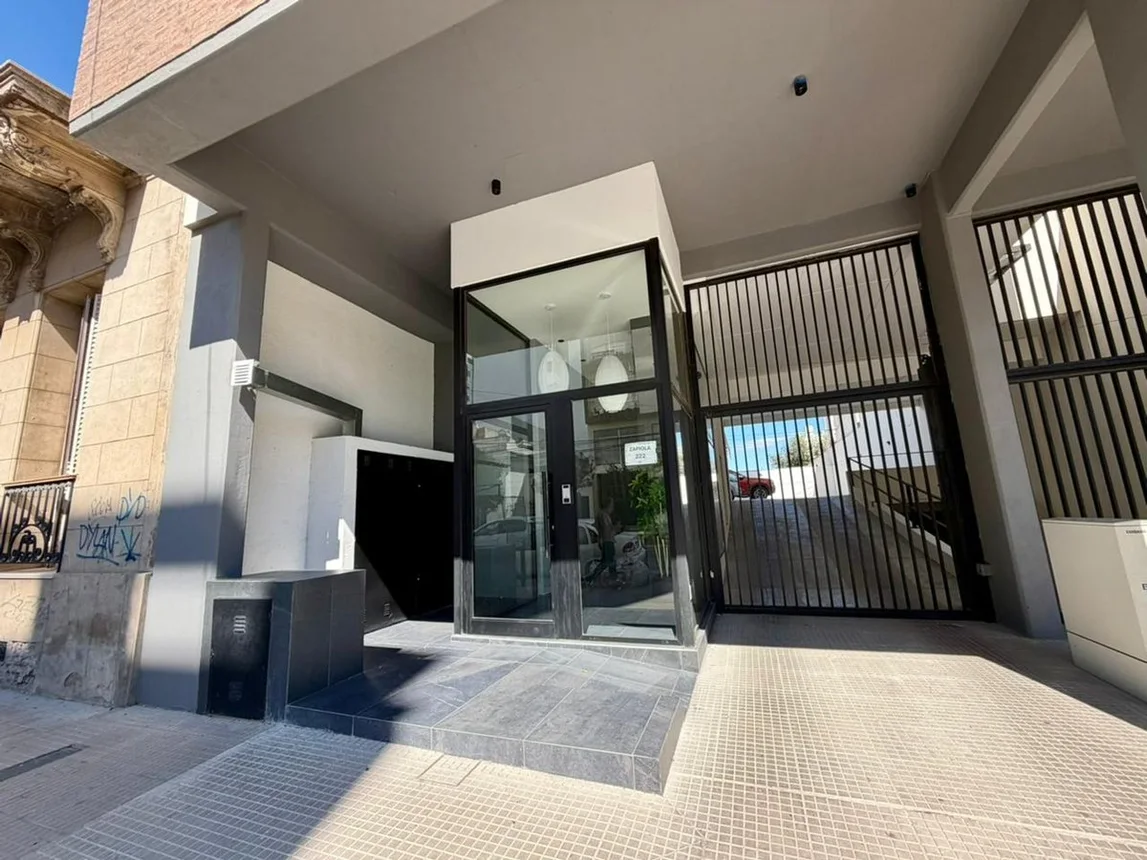 Piso de 4 ambientes en venta en Bahía Blanca, Zapiola 200, foto 2