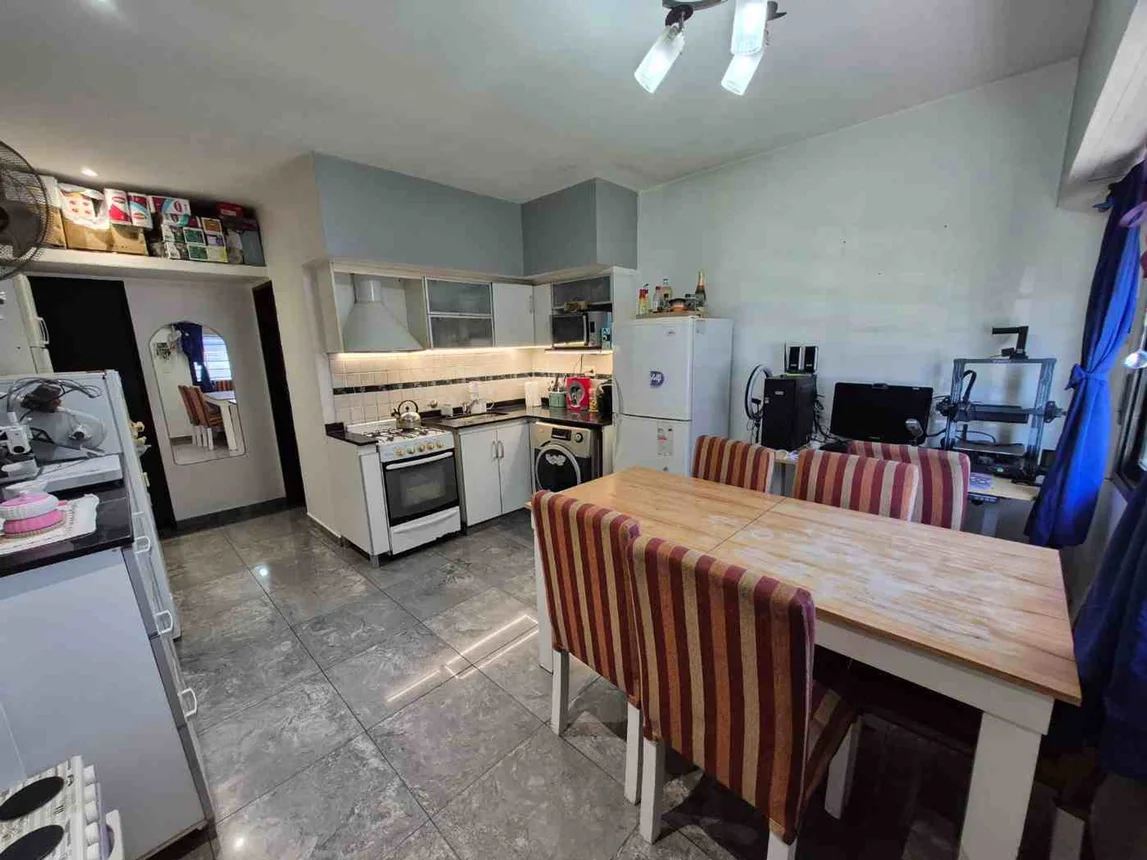 PH de 2 ambientes en venta en Villa Luzuriaga, Carabobo 2800