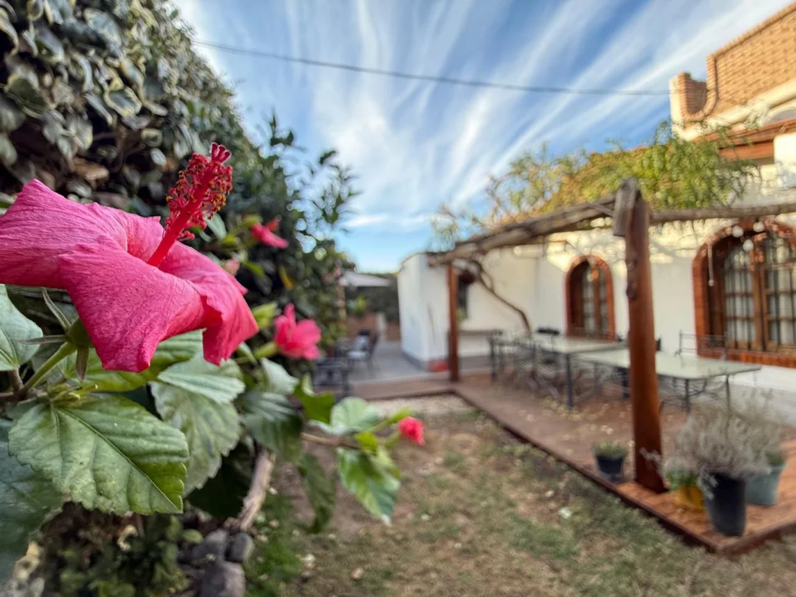 Casa en venta en Mendoza, foto 2