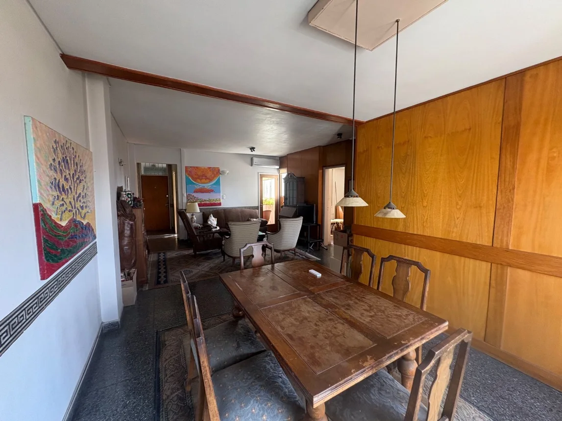 Departamento de 4 ambientes en alquiler en La Plata, Avenida 7 Entre Plaza Olazabal y Calle 39 300, foto 2