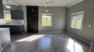 Alquiler Casa 2 dormitorios con cochera y parrilla