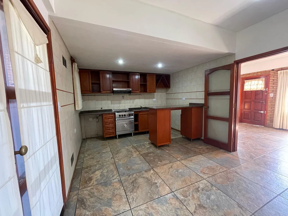 Casa dúplex de 3 ambientes en venta en Berazategui, Calle 138 2100, foto 3