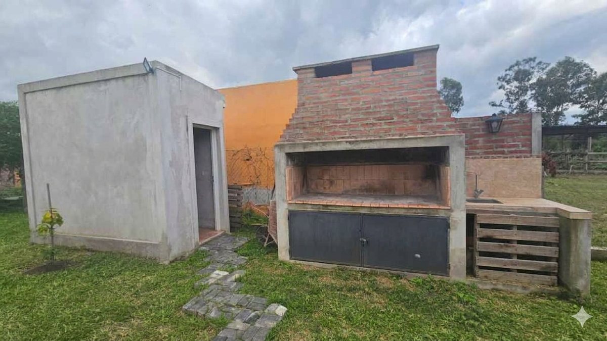 CASA EN VENTA CON PILETA EL ENCON 2 DORMITORIOS - foto 13