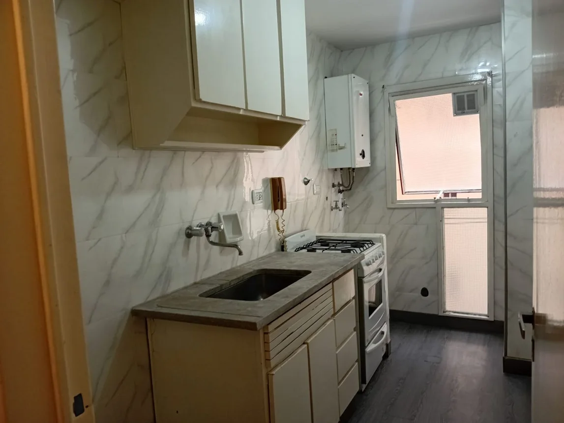 Departamento de 2 ambientes en alquiler en Almagro, Avenida Rivadavia 3900