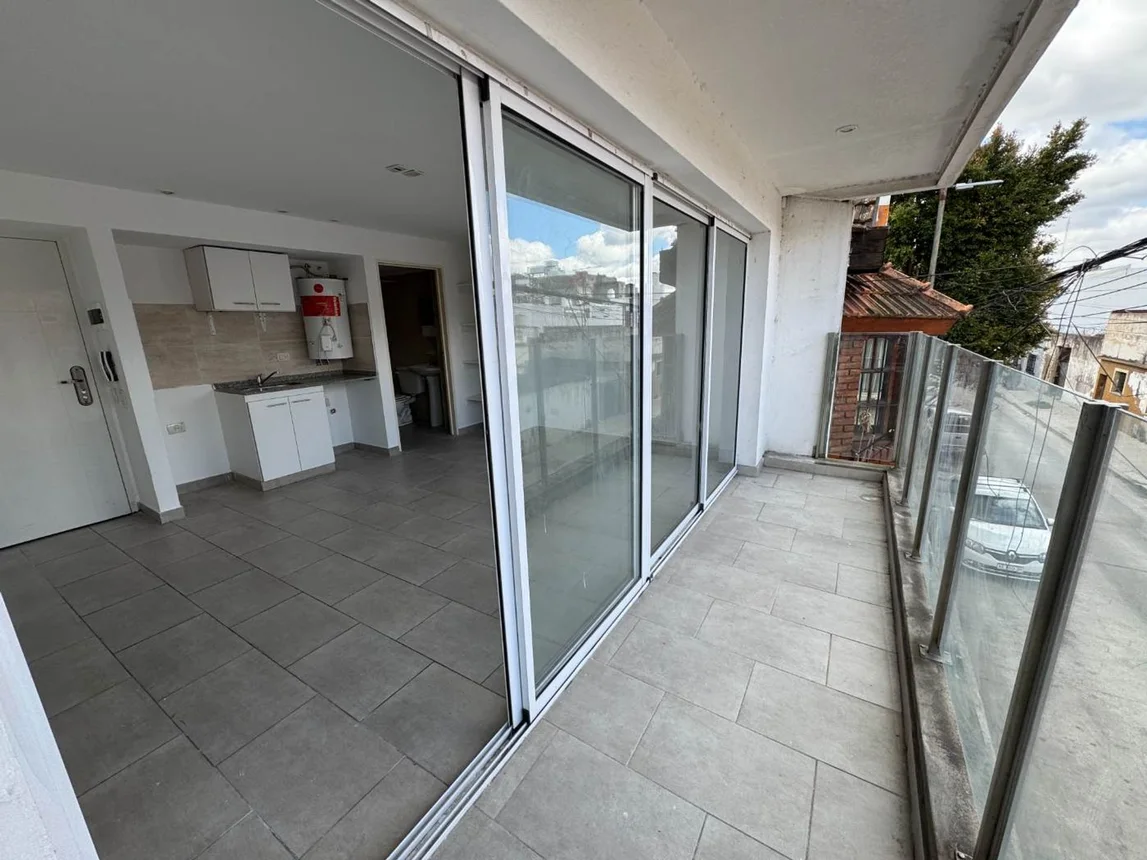 Monoambiente en alquiler en Barracas, Pasaje Cayasta 3200